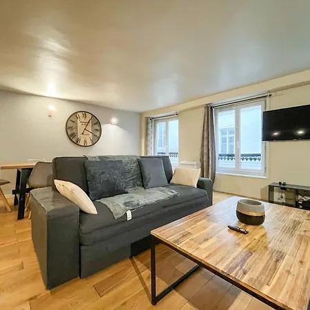 Urban Flat 89 - Large Flat For 10 Guests Apartment *