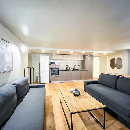 Urban Flat 89 - Large Flat For 10 Guests * Paris