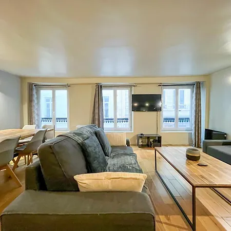 Urban Flat 89 - Large Flat For 10 Guests * Paris