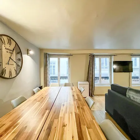 Urban Flat 89 - Large Flat For 10 Guests Apartment