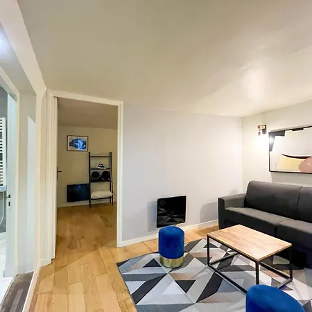 Apartment Urban Flat 89 - Large Flat For 10 Guests Paris
