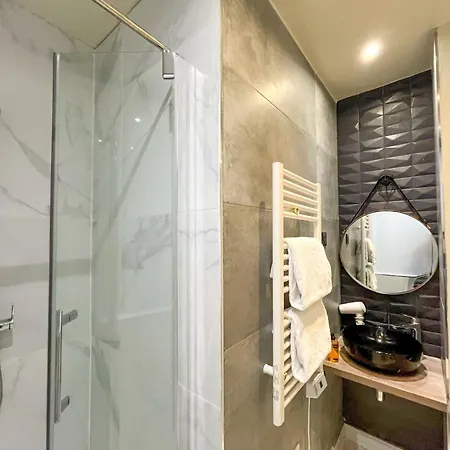 Urban Flat 89 - Large Flat For 10 Guests Apartment *