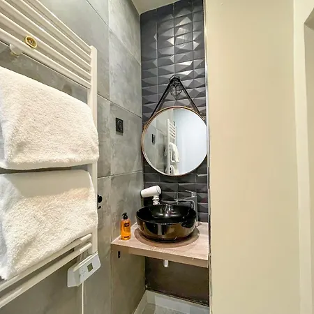 Apartment Urban Flat 89 - Large Flat For 10 Guests *
